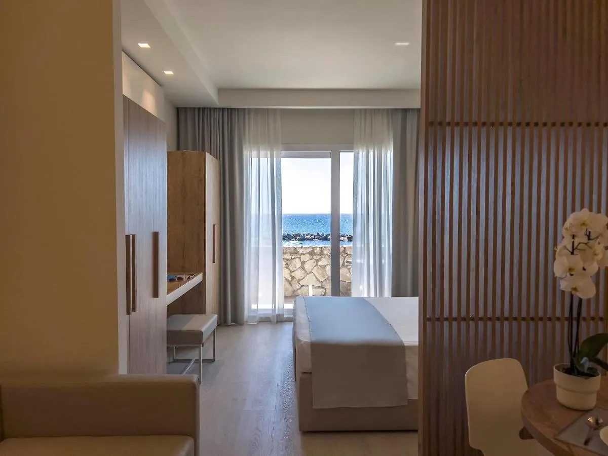 Hotel Rex Livorno 4*,